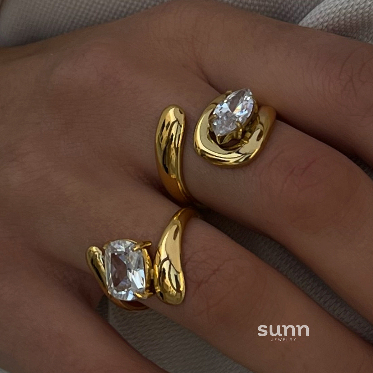 Zamora Zircon Dainty Ring [BKJ0RYPQ]