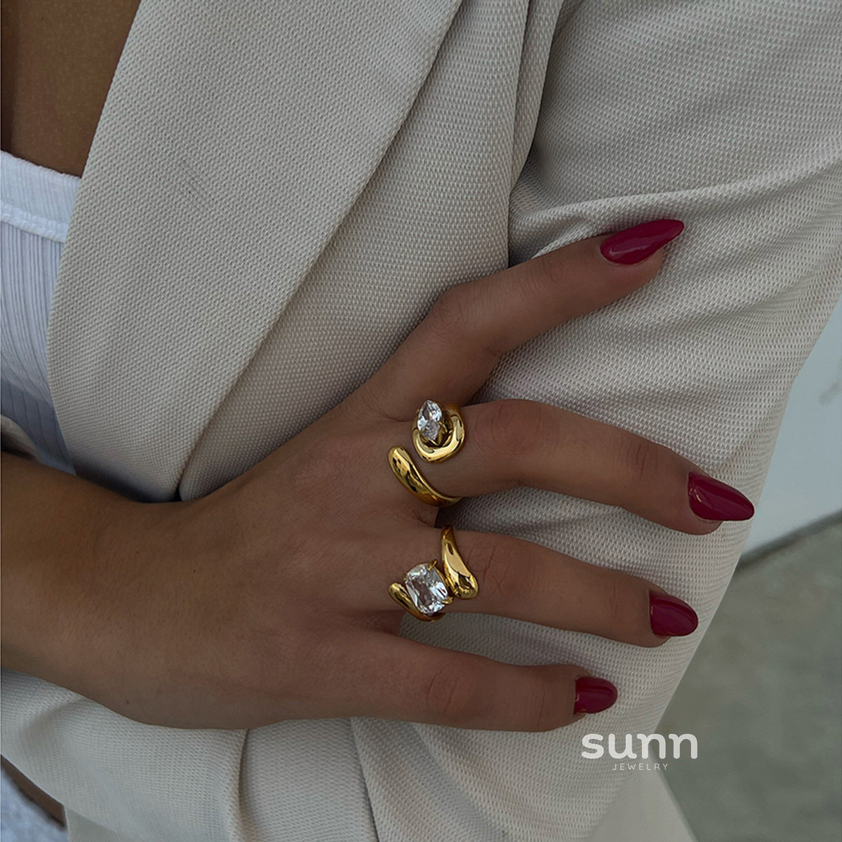 Zamora Zircon Dainty Ring [7VWO4WHG]