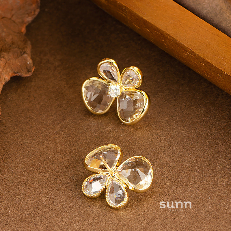 Zaniah Crystal Bow Earrings [2118T627]