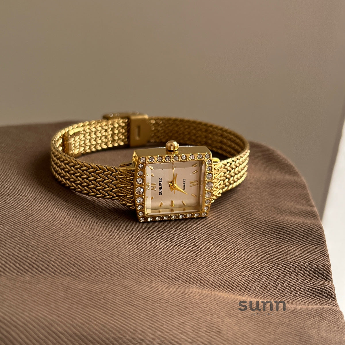 Zaniah Square Pearl Watch [H3LADQB8]