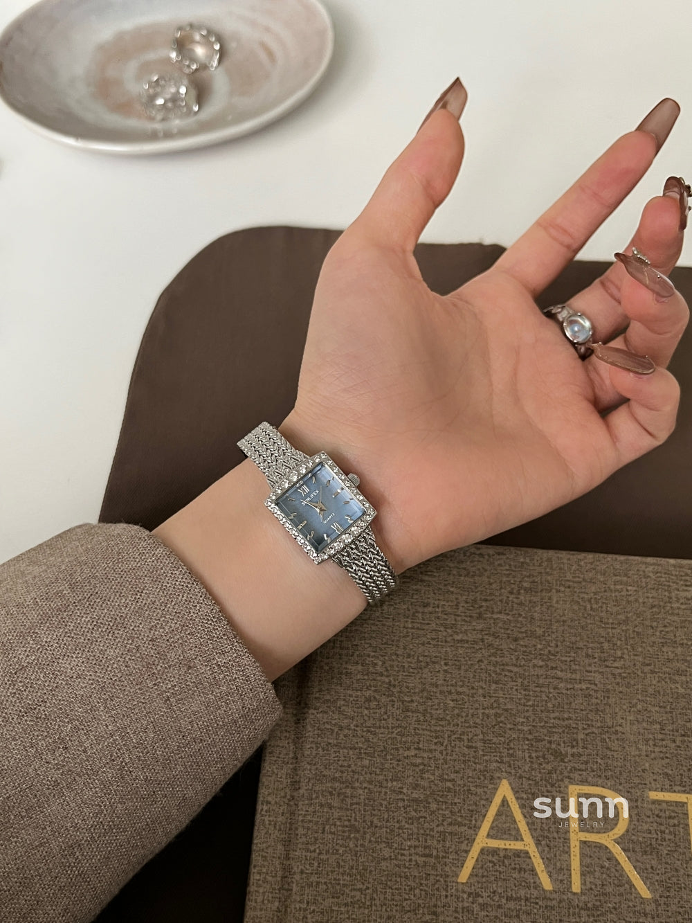 Zaniah Square Pearl Watch [A73Y1QV2]
