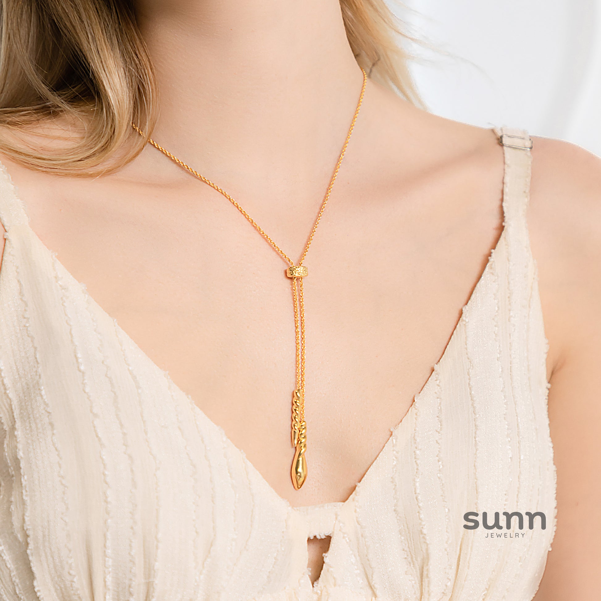 Zaniya Twist & Pearl Necklace [HS7UZB9U]