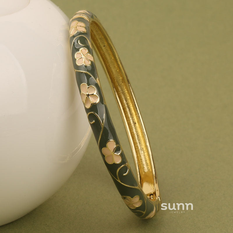 Zanyah Bloom Charm Bracelet [X4IVZ1WC]