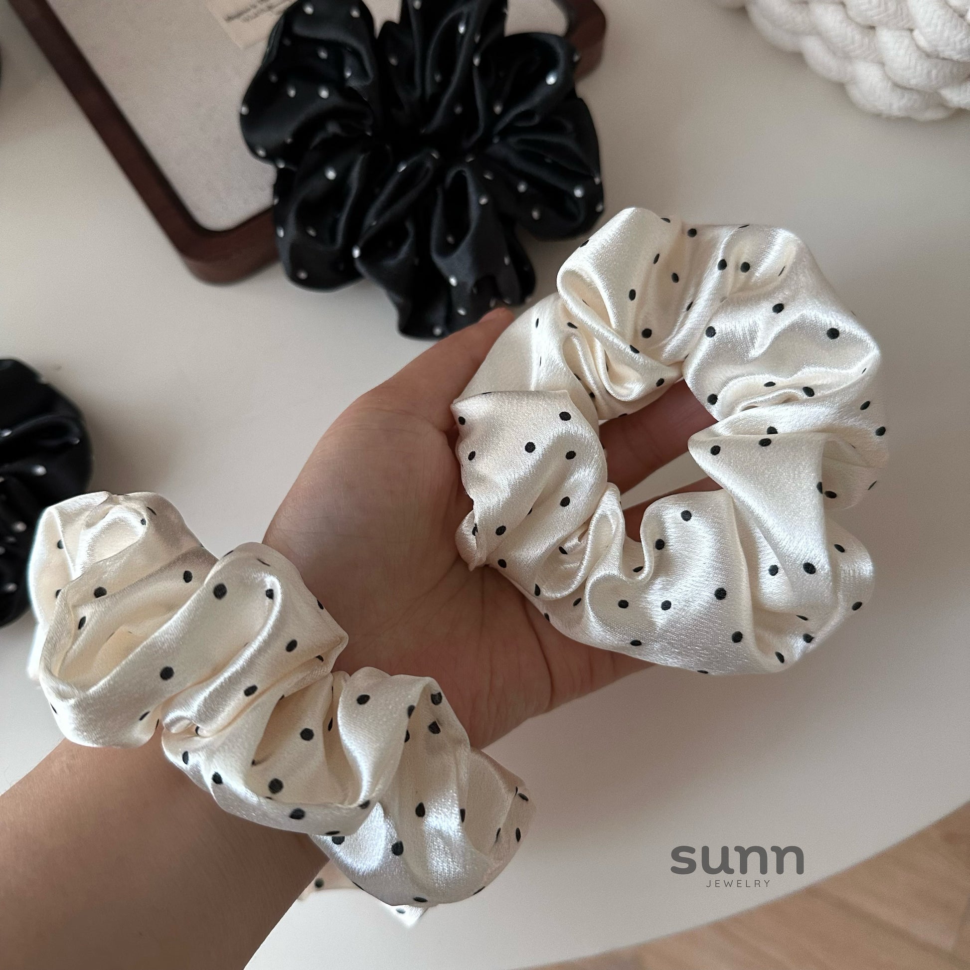 Zaria Polka Dot Satin Scrunchie [8LRI9VK7]