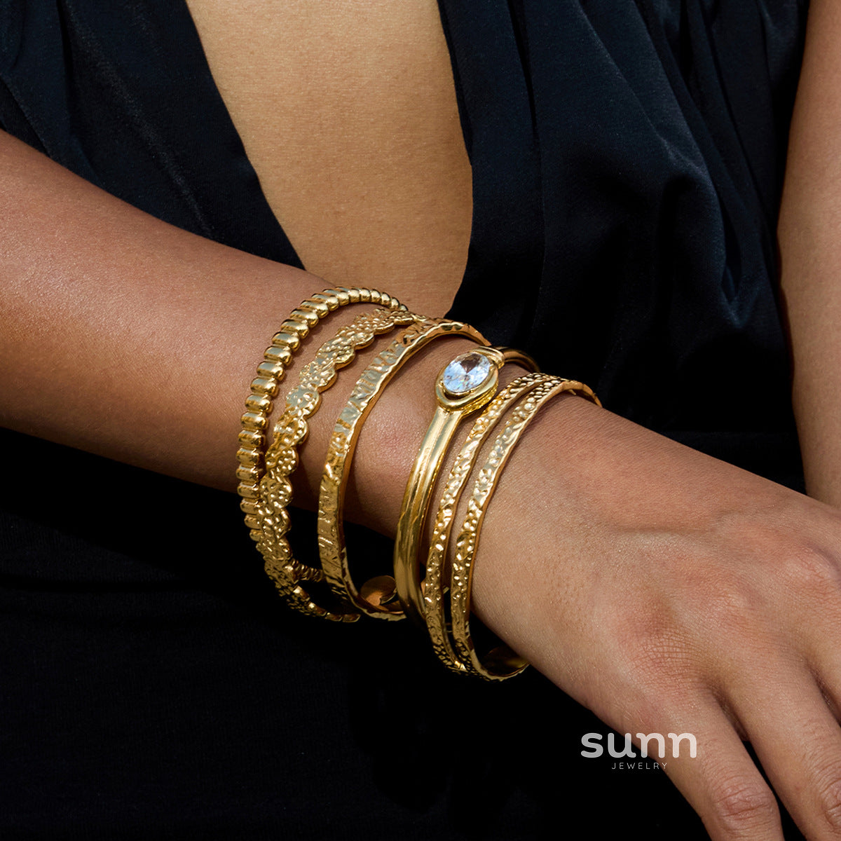 Zariah Statement Cuff Bracelet [8GCM0RUY]