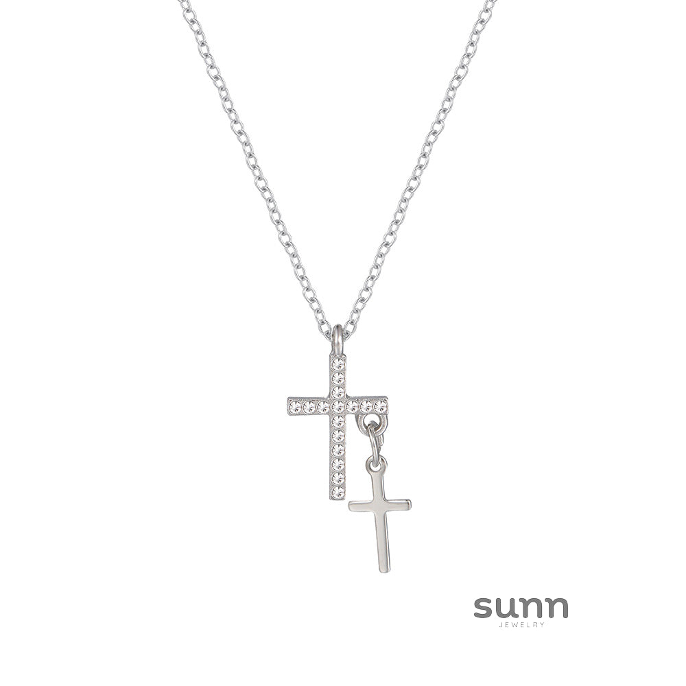 Zarina Chunky Cross Necklace [E3QMOTXZ]