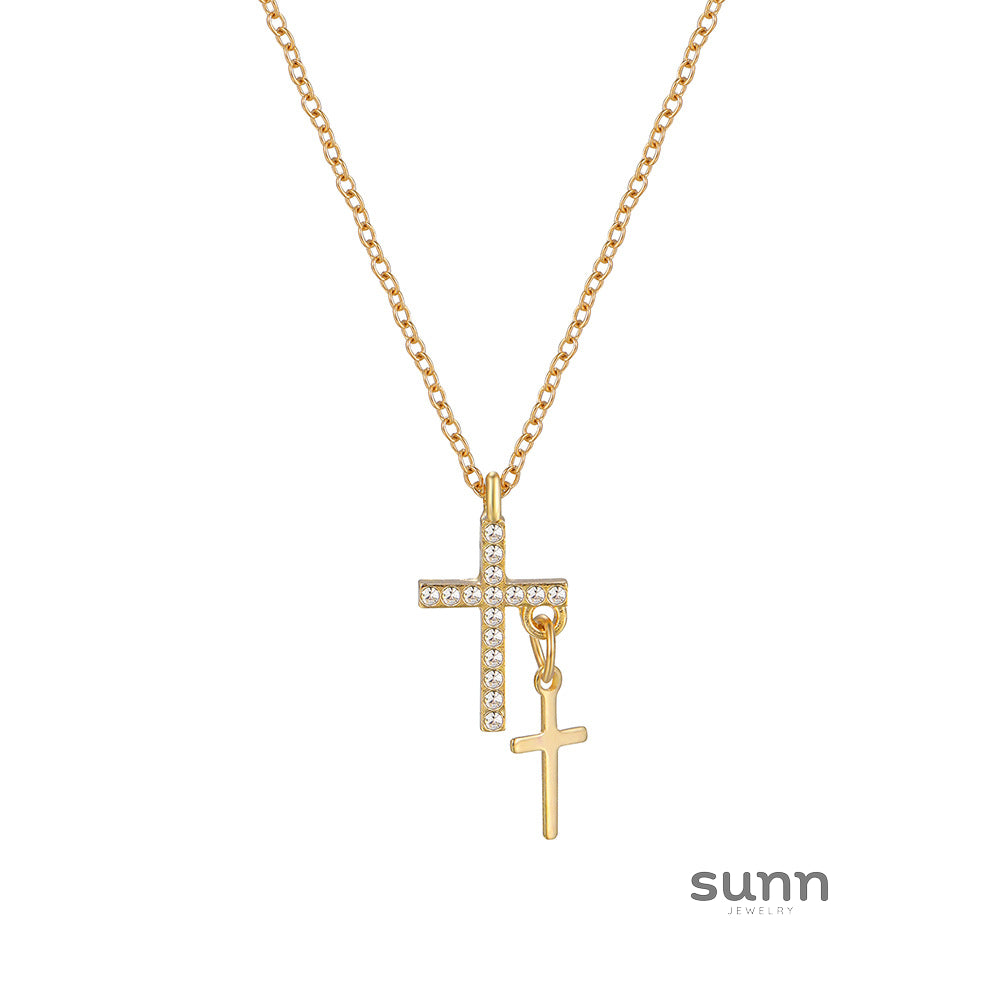 Zarina Chunky Cross Necklace [LNW0E3PI]