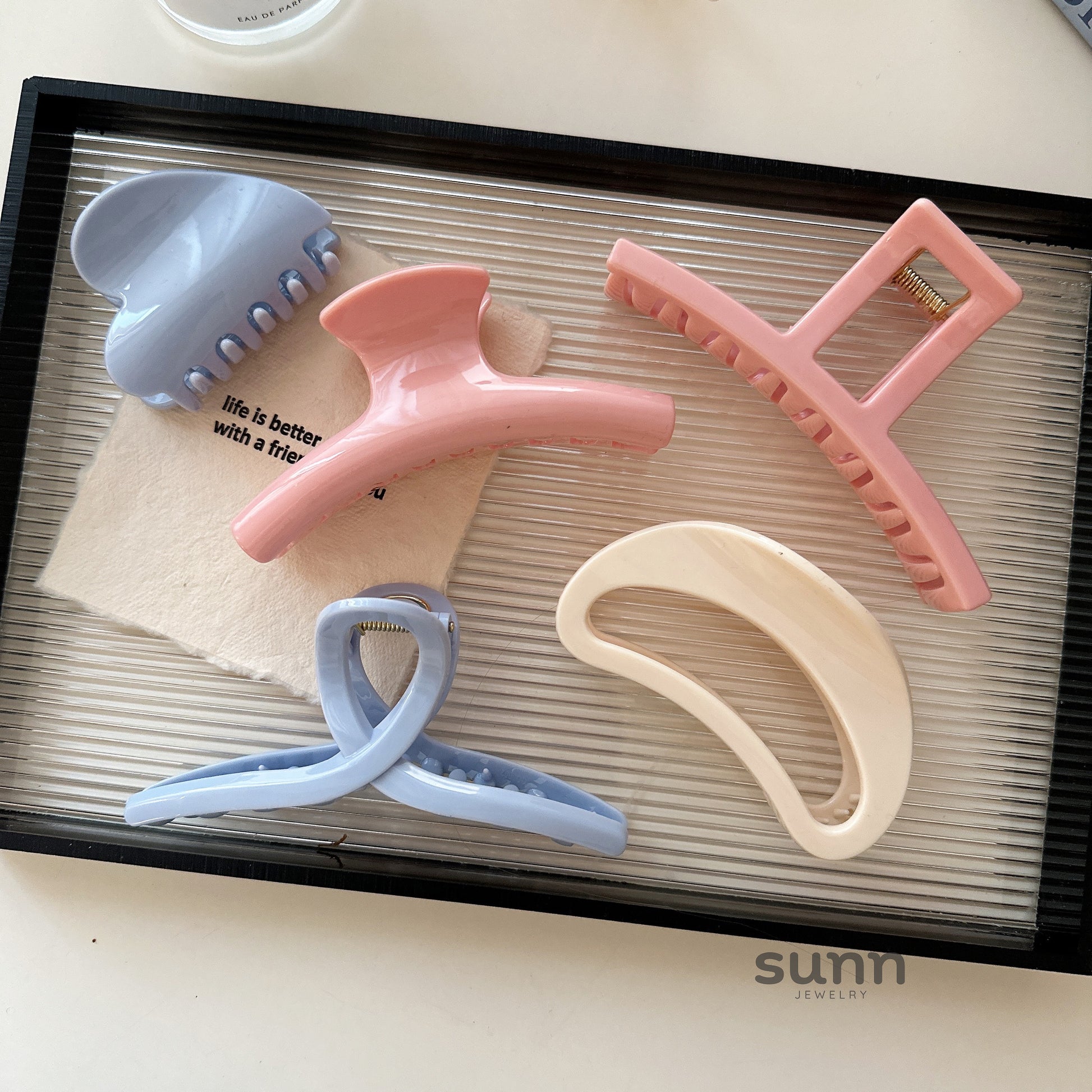 Zarina Elegant Claw Clip [RAG7FZY6]