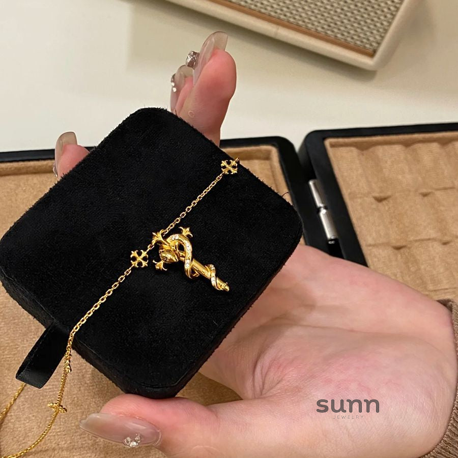 Zariya Spirit Snake Necklace Set [PMK0UCBG]