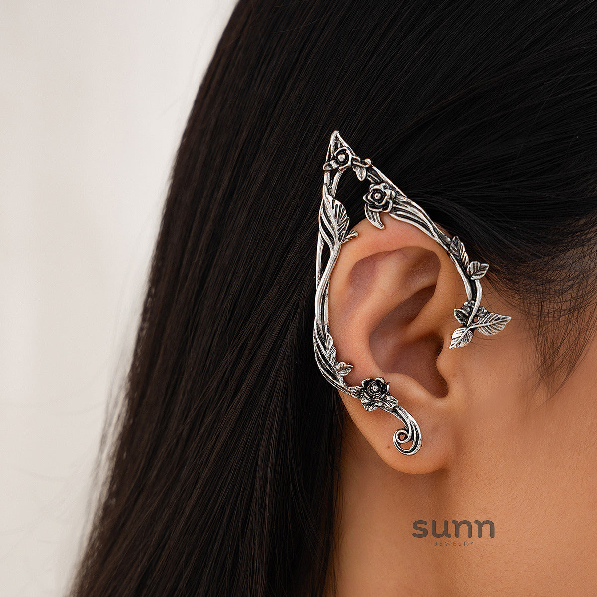 Zariyah Retro Contour Ear Clip [6UP3L016]