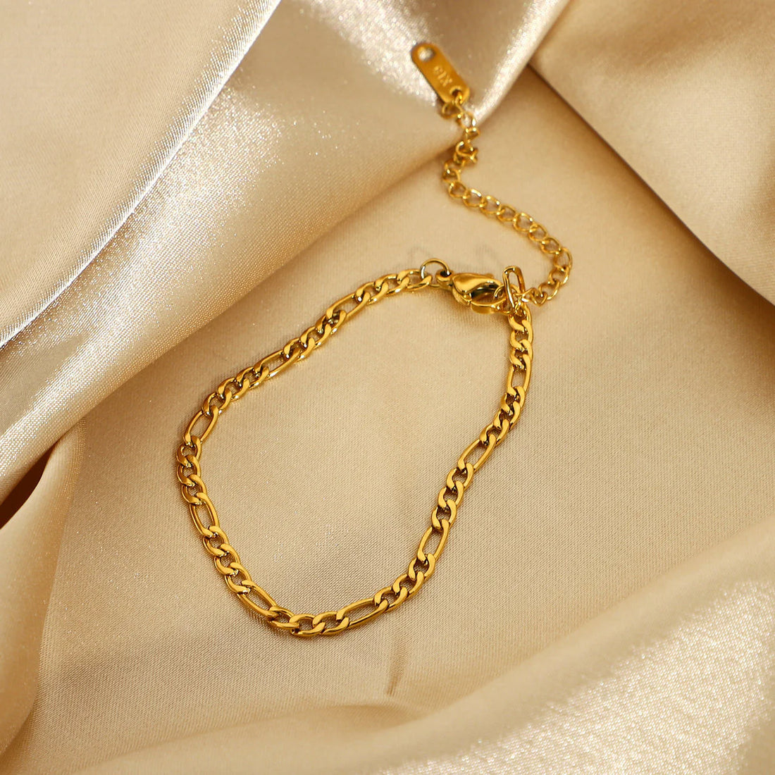 Zariyah Stackable Chain Bracelet