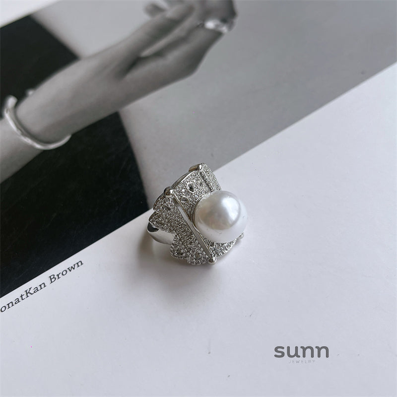 Zaylee Sunflower Open Ring [6HKIJU4Q]
