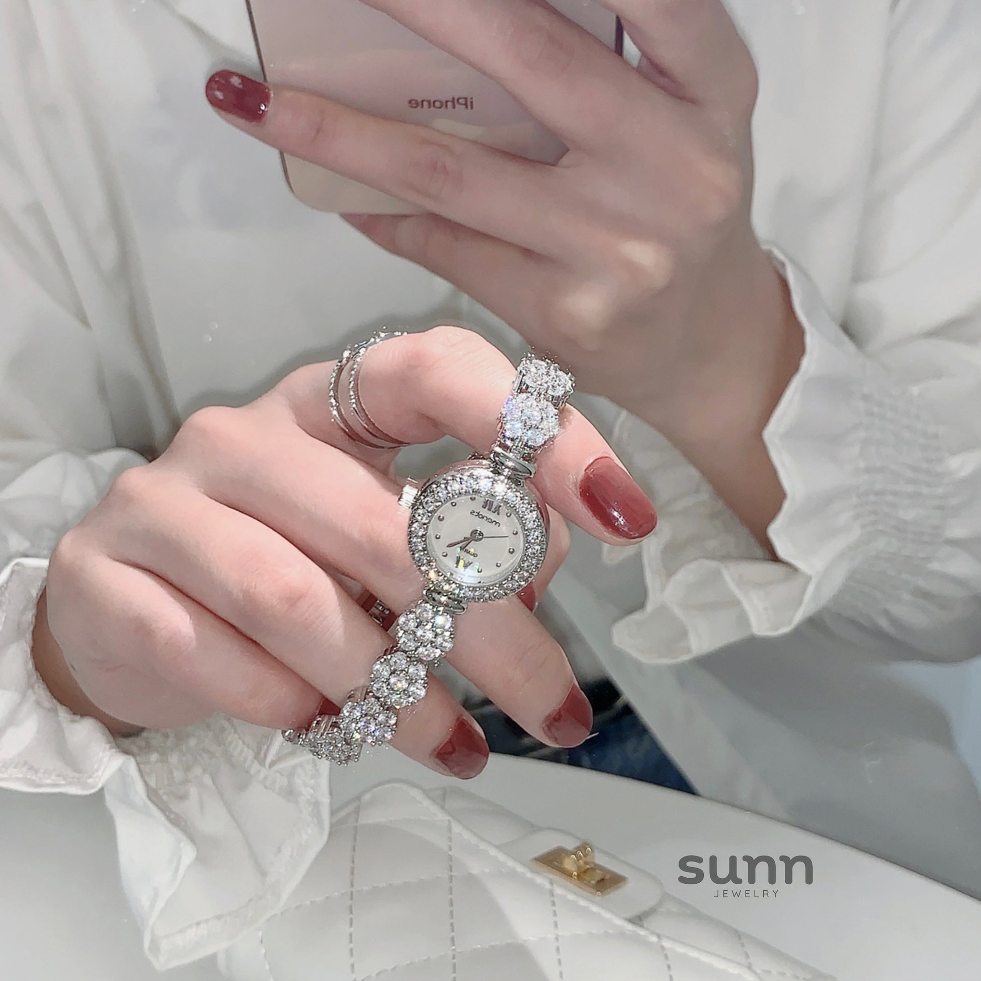 Zayley Mermaid Bracelet Watch [DX4KO4BN]