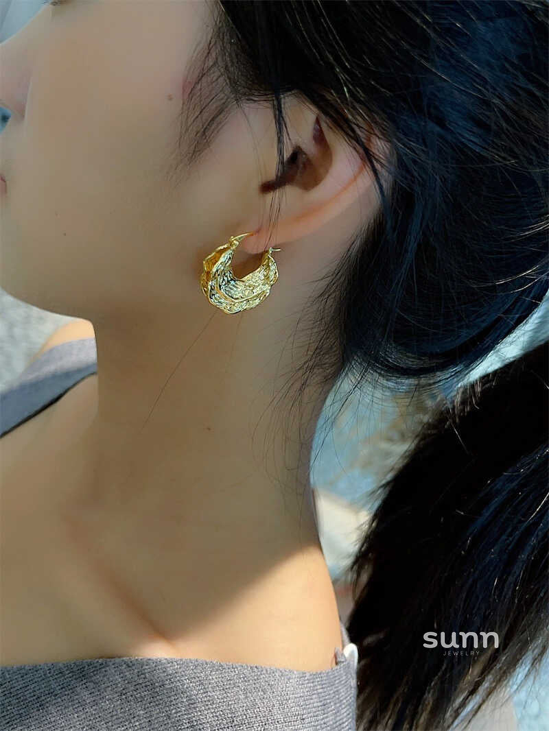 Zayna Modern Asymmetrical Earrings [F6EYGI3E]