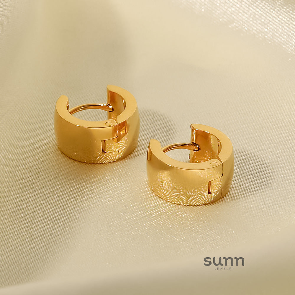 Zehra Gold Geometric Hoops [J19ODVRO]