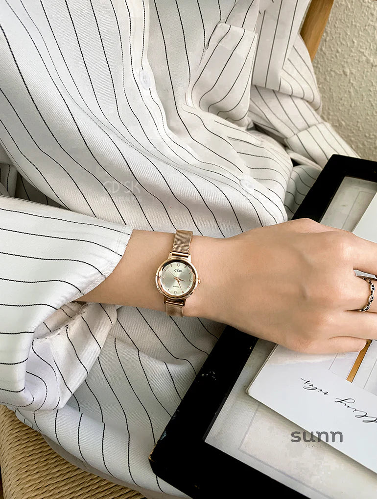 Zelena Elegant Compact Watch