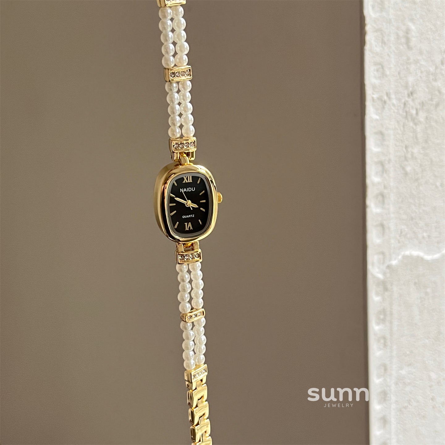 Zendaya Pearl Bracelet Watch [BPSKXLXI]