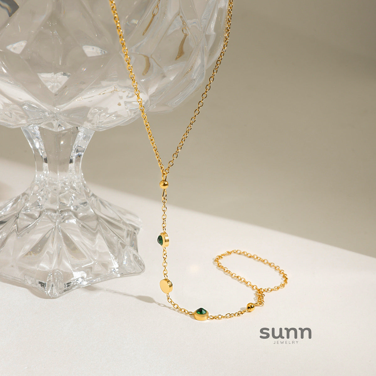 Ziona Zircon Hand Jewelry [2S72BFQ8]