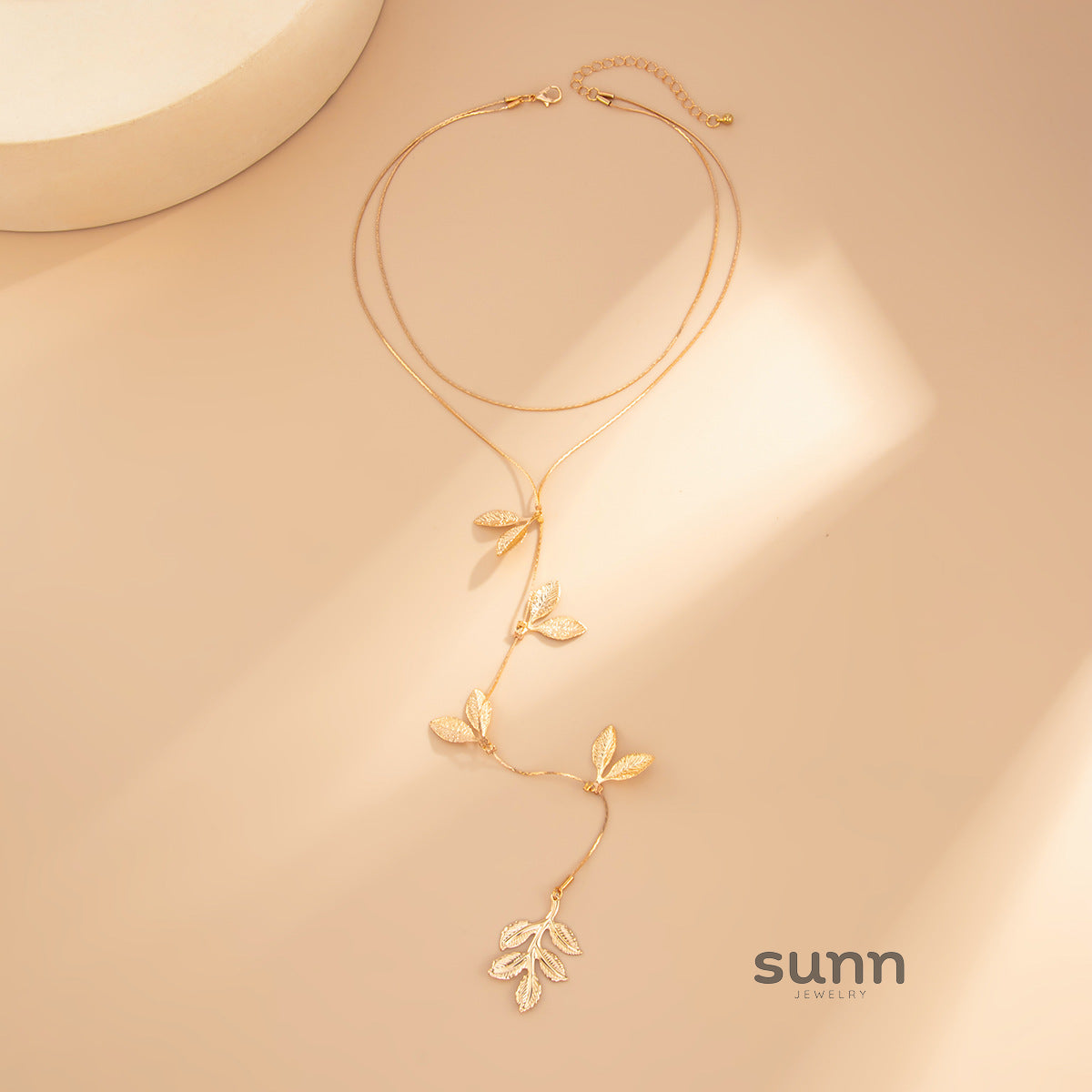 Ziya Tassel Leaf Necklace [NWTPL4ZQ]