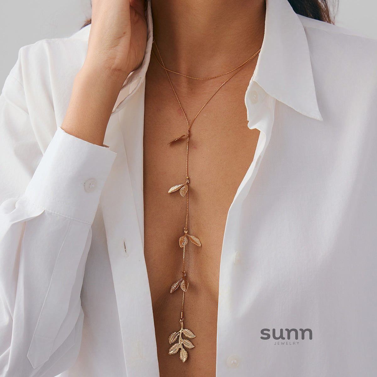 Ziya Tassel Leaf Necklace [9A4LPW8I]