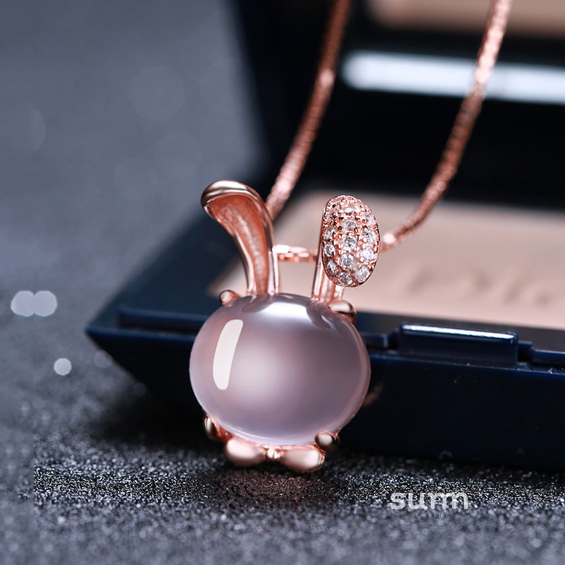 Zoee Pink Crystal Rabbit Necklace [DPHV5K1N]