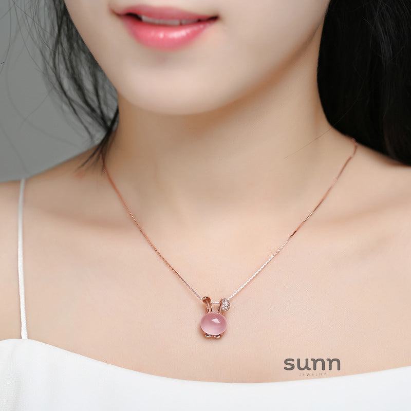 Zoee Pink Crystal Rabbit Necklace [GDO7BR4F]