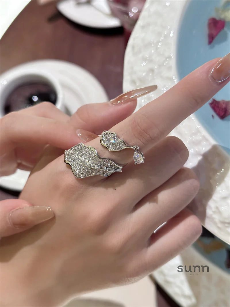 Zoi Glistening Leaf Open Ring