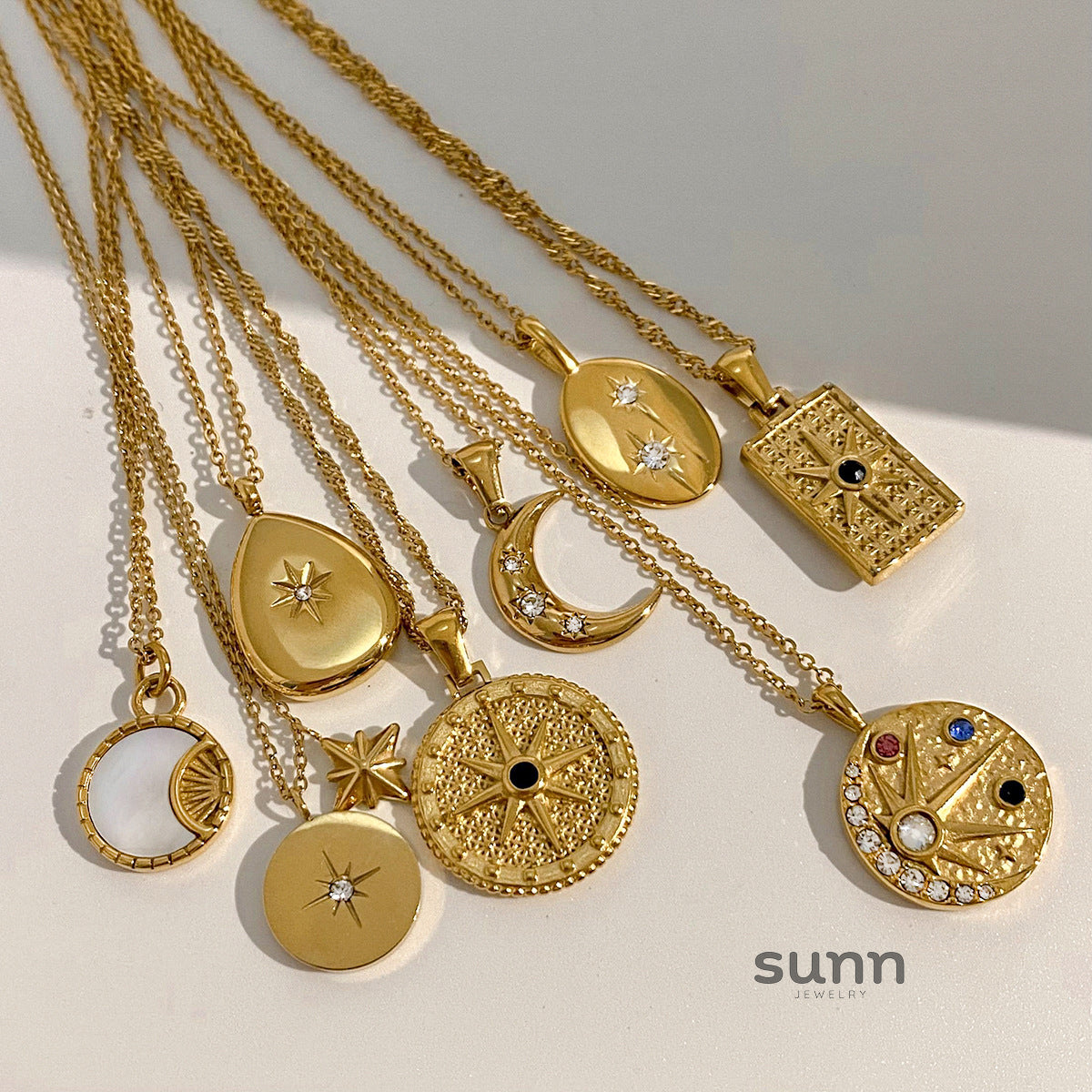 Zori Celestial Zircon Necklace [VM8LW517]