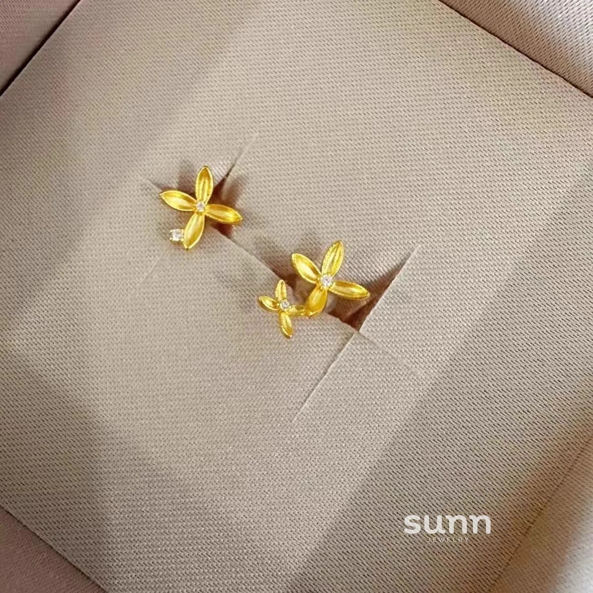 Zoriah Asymmetric Clover Star Studs