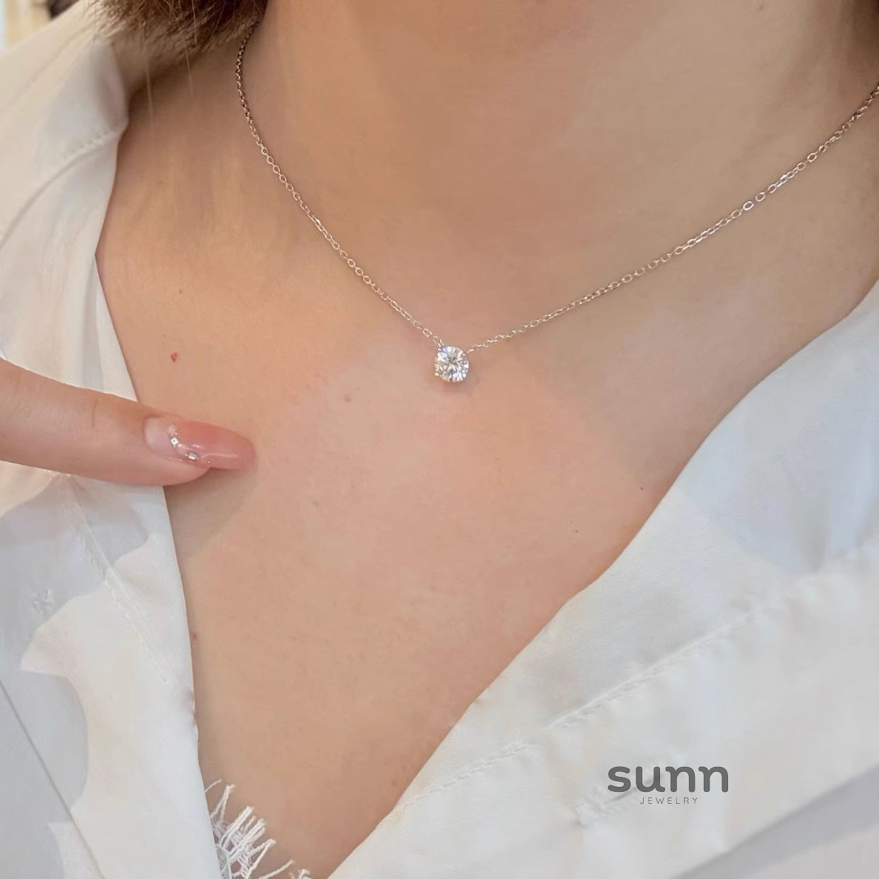 Zulay Solitaire Pendant Necklace [DIKE3KV6]