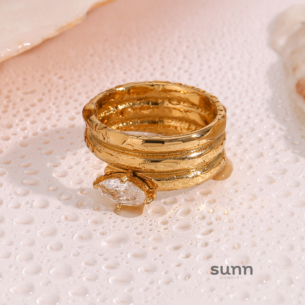 Zulema Gold Marquise Ring [WJW5ESHT]