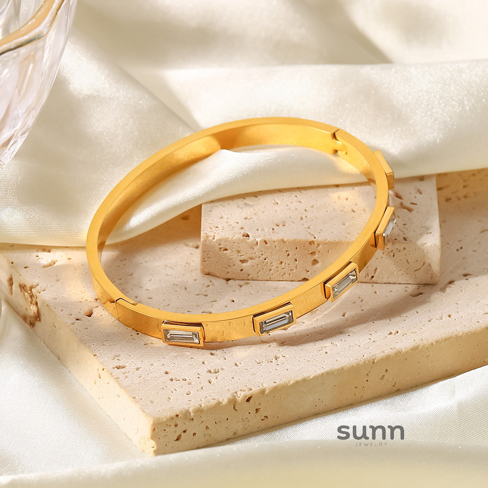 Zuleyka Zircon Inlaid Bracelet [ZF461Z3T]