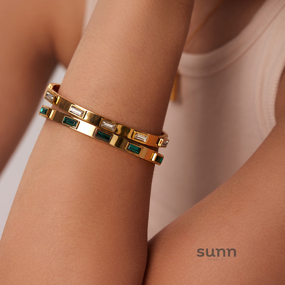 Zuleyka Zircon Inlaid Bracelet [ZN6A1Z9Q]