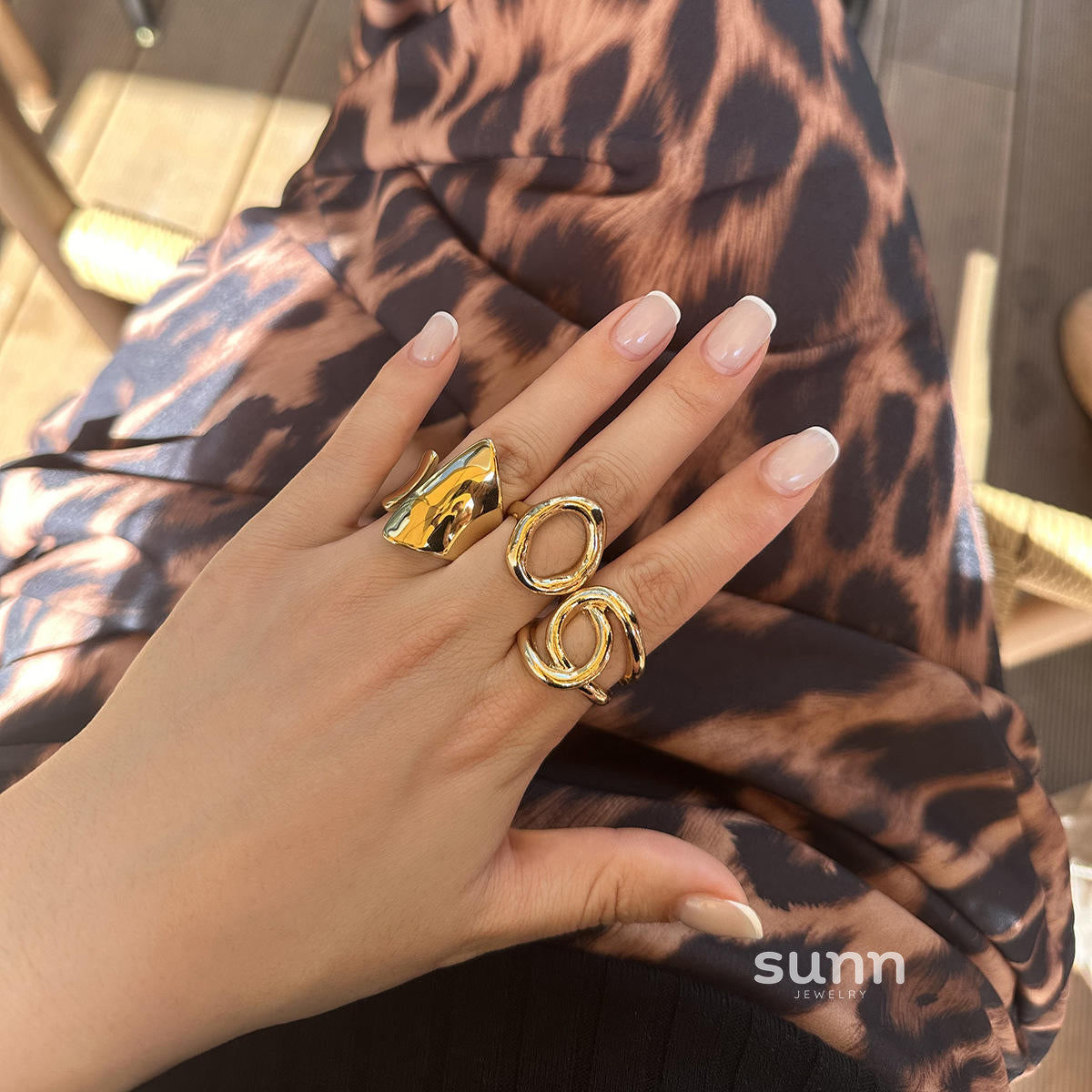 Zyaire Metal Glossy Ring Set [UVDDG97H]