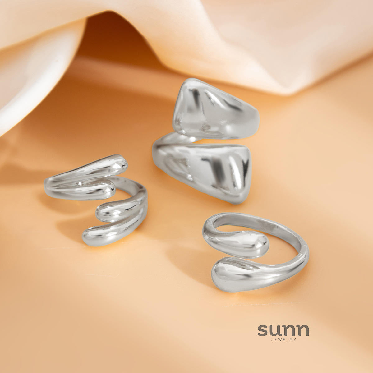 Zyaire Metal Glossy Ring Set [DR3XKK0Q]