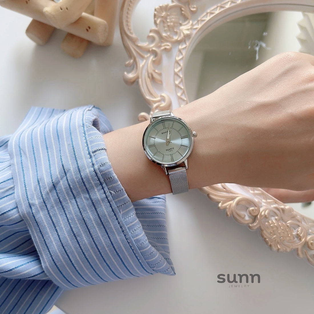 Zyanna Steel Quartz Watch [DZIZ56PI]
