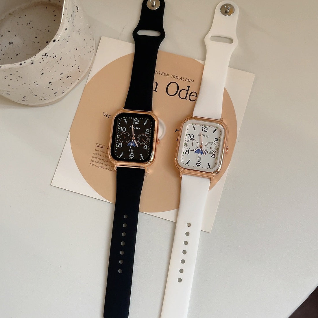 Zyla Modern Square Quartz Watch [95F9SI26]