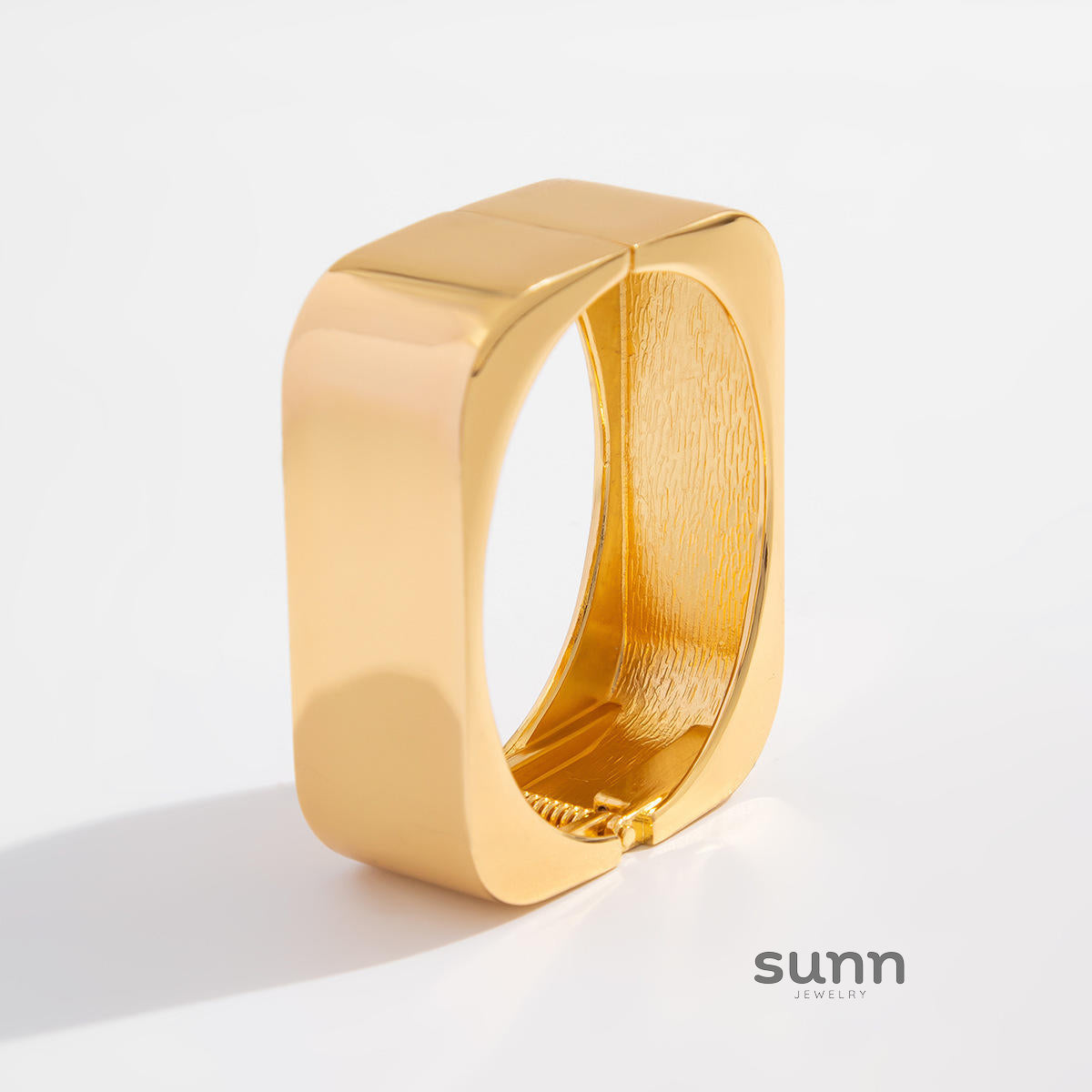 Zyon Mirror Cuff Bracelet [DIPHS7CG]